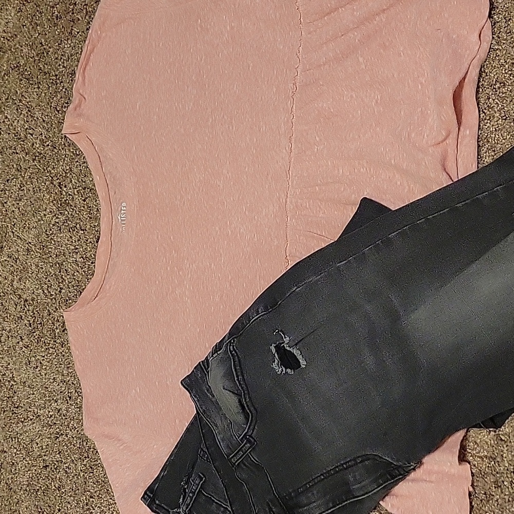 Hollister crop tshirt